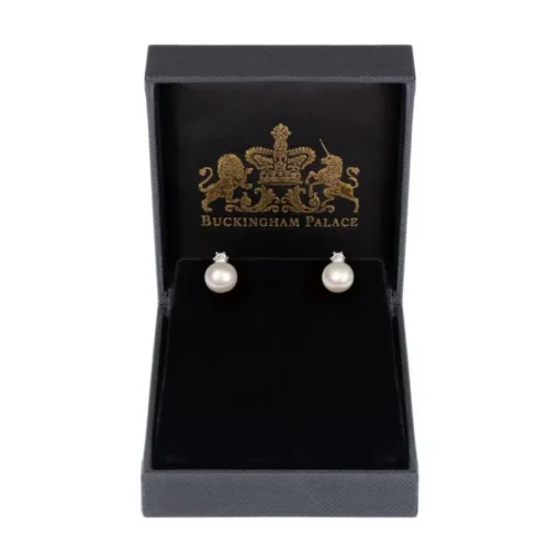 Small Pearl Earrings